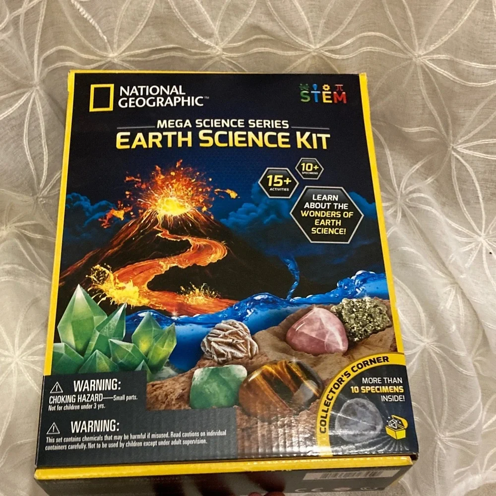 National Geographic Earth Science Kit - Picture 8 of 8